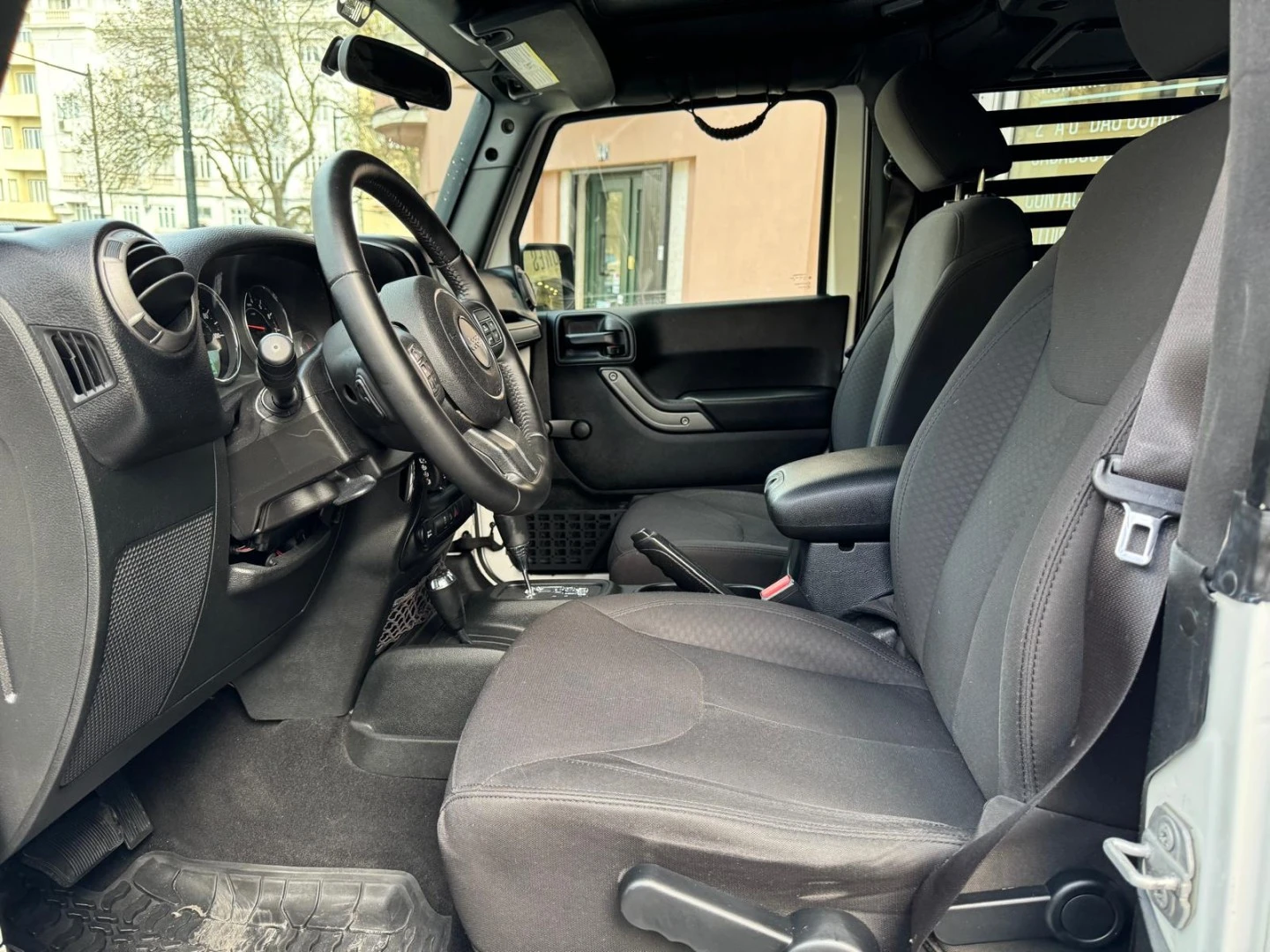 Jeep Wrangler Unlimited Hard-Top 3.6 Auto X
