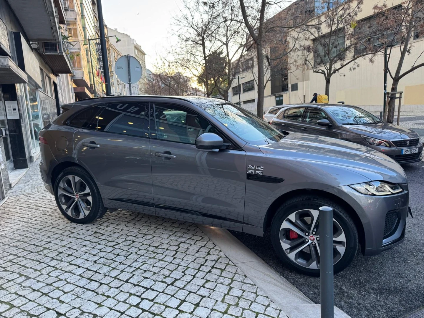 Jaguar F-Pace 3.0 P400 AWD R-DYnamic HSE