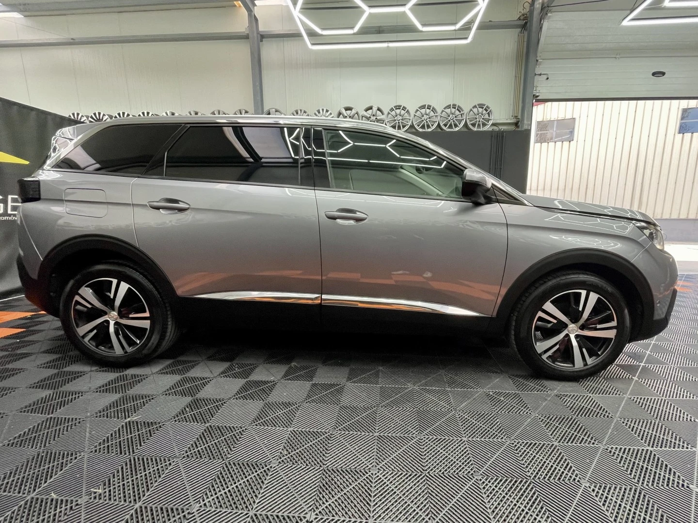 Peugeot 5008 1.5 BlueHDi Allure Pack EAT8
