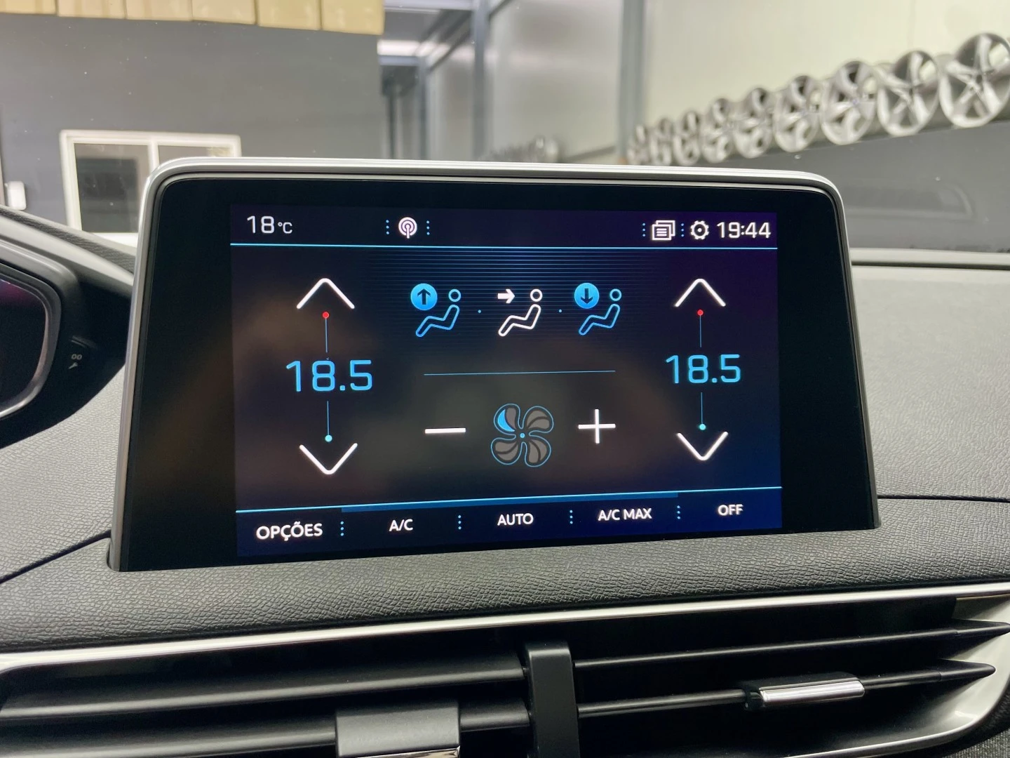 Peugeot 5008 1.5 BlueHDi Allure Pack EAT8