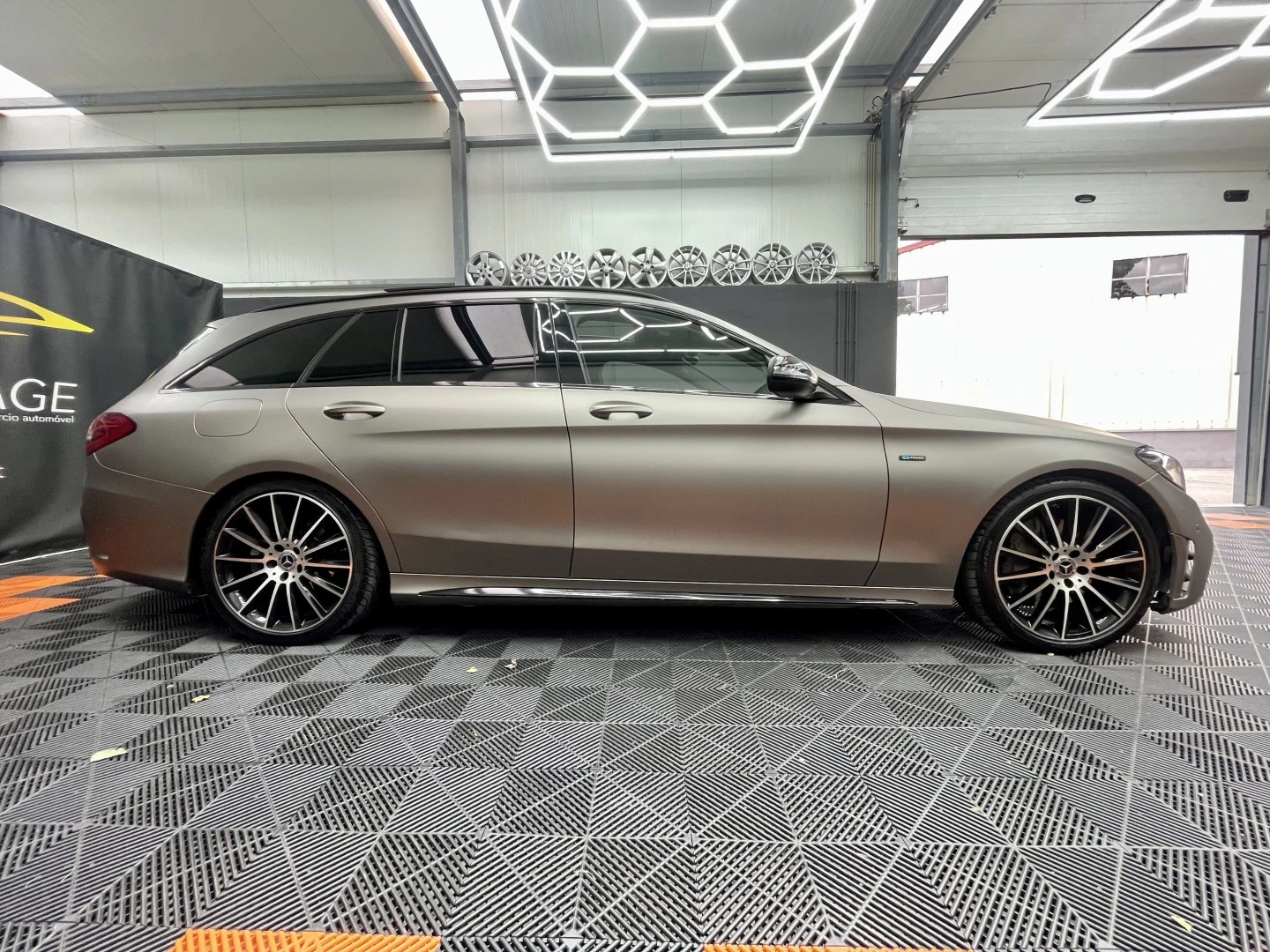 Mercedes-Benz C 300 de AMG Line