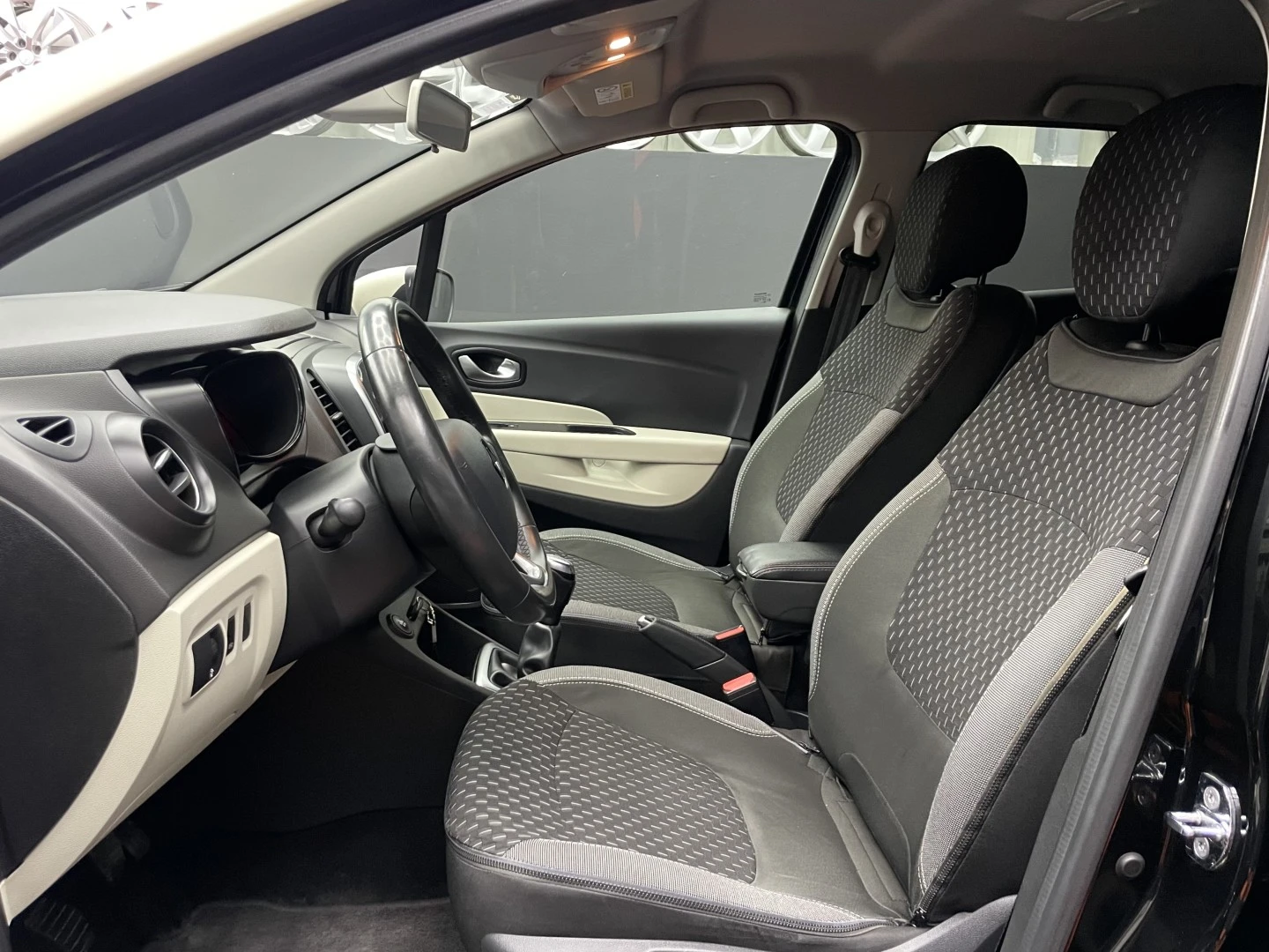 Renault Captur 0.9 TCE Exclusive