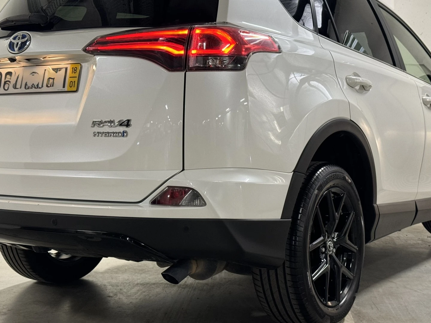 Toyota RAV4 2.5 HSD Pure Dark
