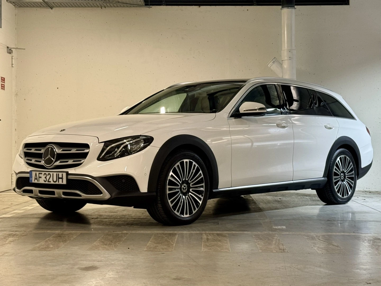 Mercedes-Benz E 220 d 4-Matic All Terrain Avantgarde +