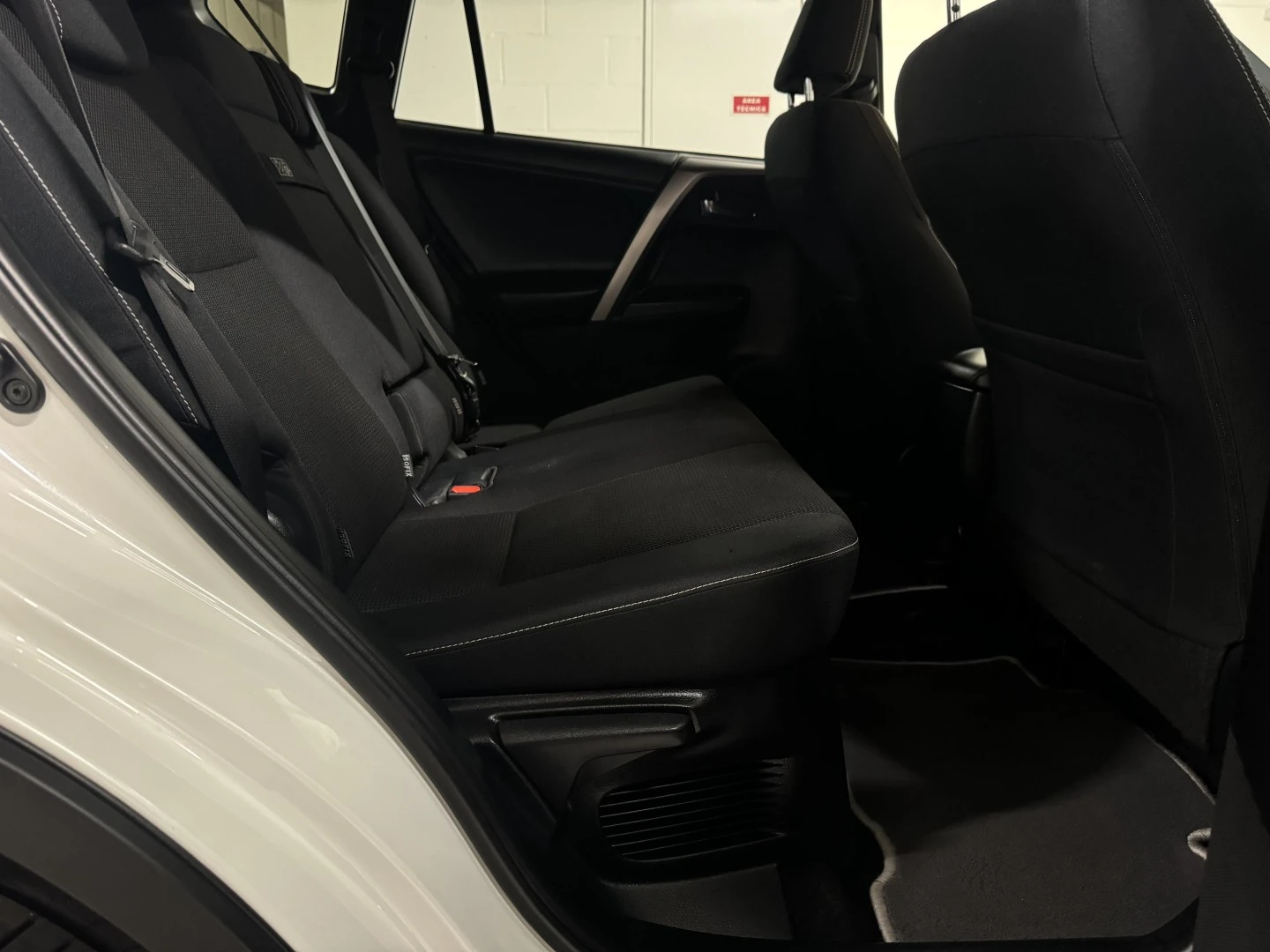 Toyota RAV4 2.5 HSD Pure Dark