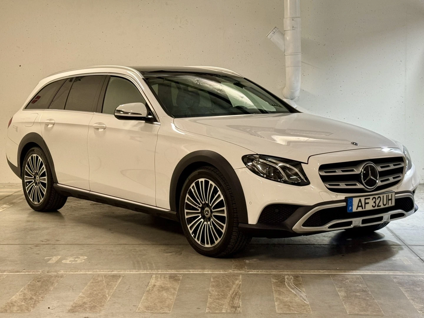 Mercedes-Benz E 220 d 4-Matic All Terrain Avantgarde +