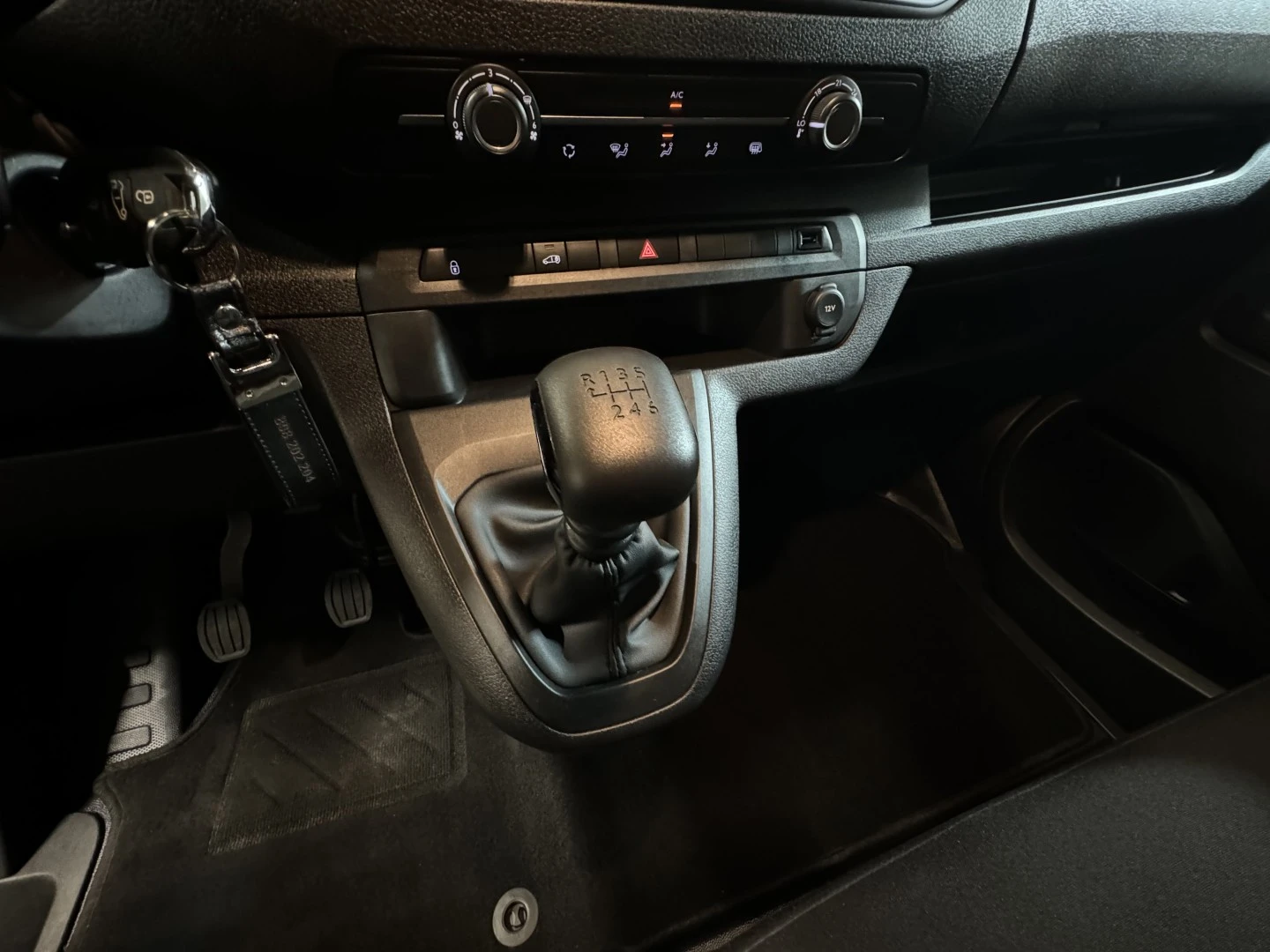 Peugeot Expert 1.5 BlueHDi L1H1 Pro Compact