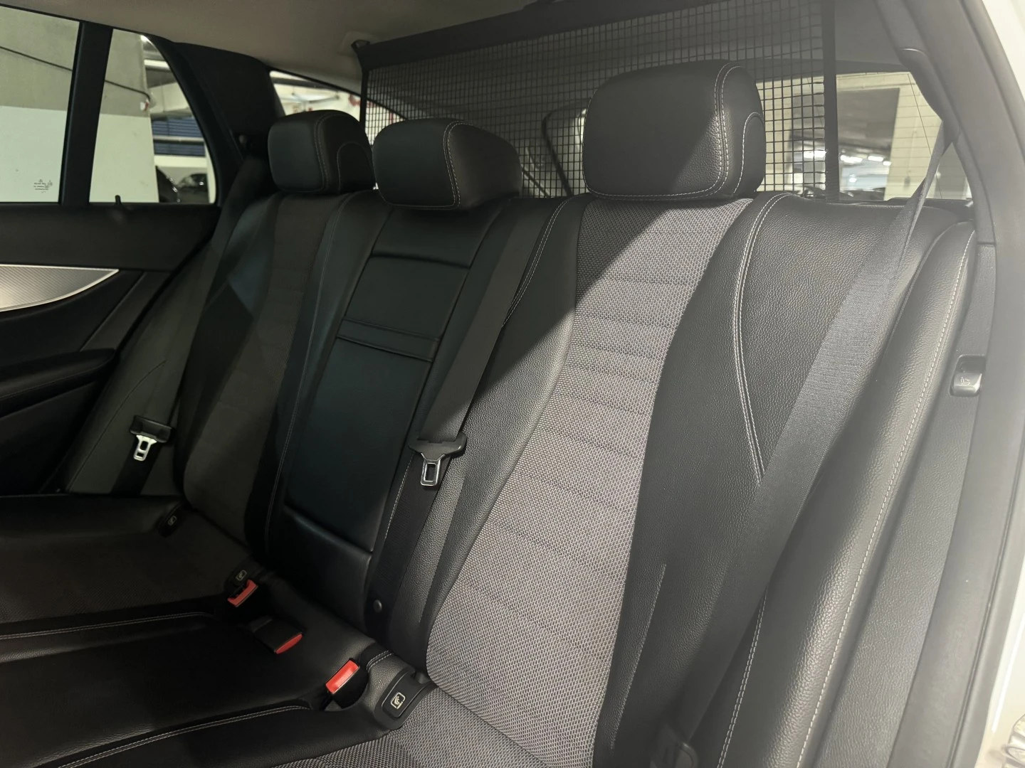 Mercedes-Benz E 220 d 4-Matic All Terrain Avantgarde +