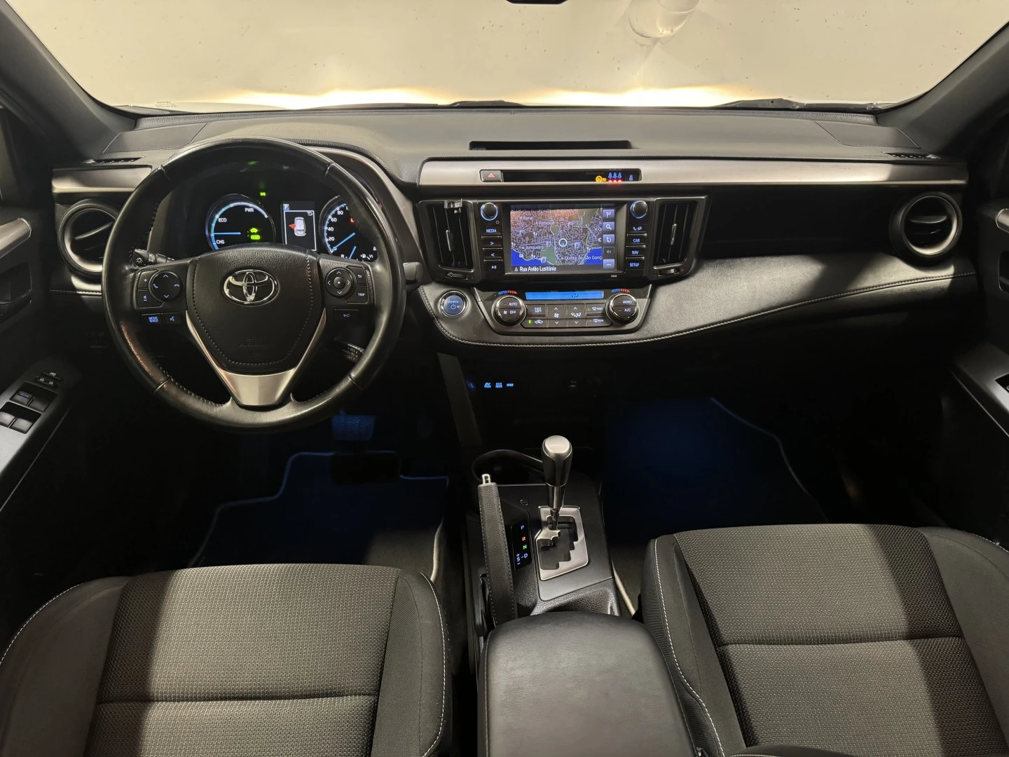 Toyota RAV4 2.5 HSD Pure Dark