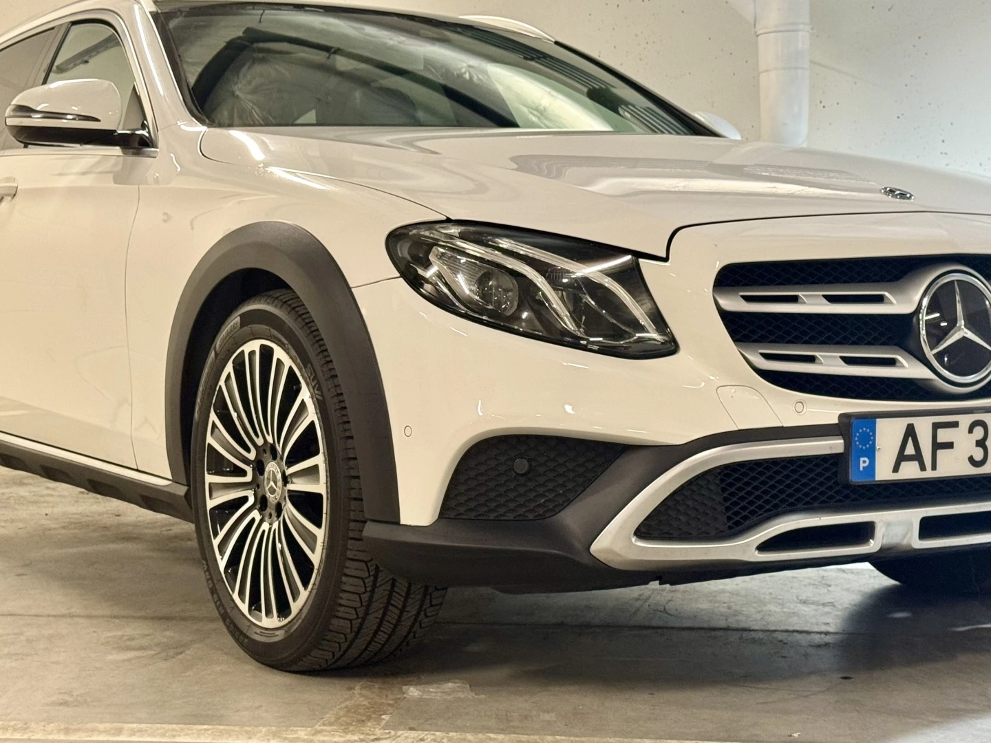 Mercedes-Benz E 220 d 4-Matic All Terrain Avantgarde +