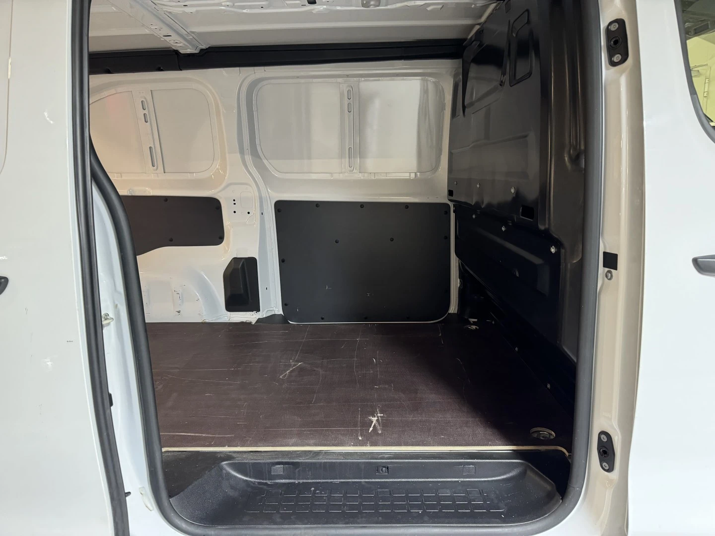 Peugeot Expert 1.5 BlueHDi L1H1 Pro Compact