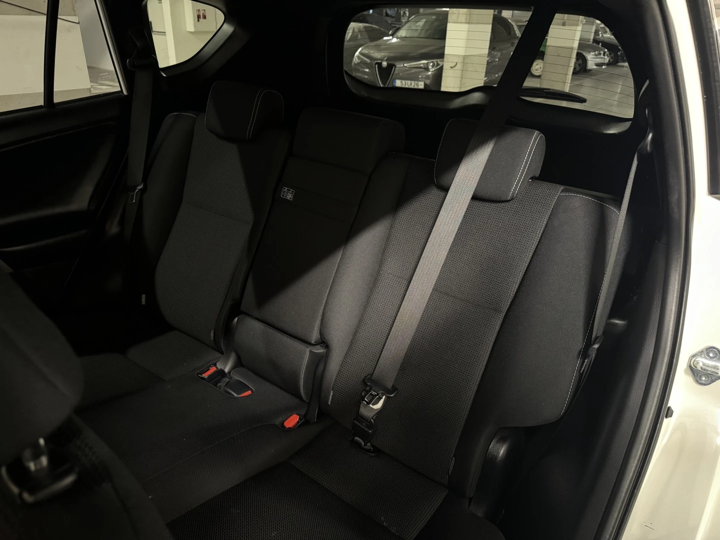 Toyota RAV4 2.5 HSD Pure Dark