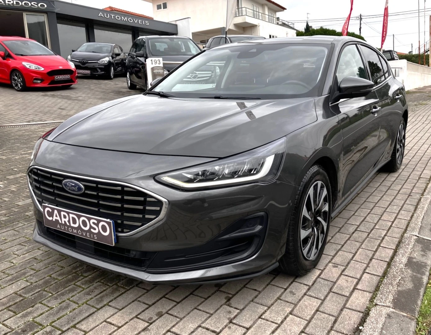 Ford Focus 1.0 EcoBoost Hybrid TITANIUM X