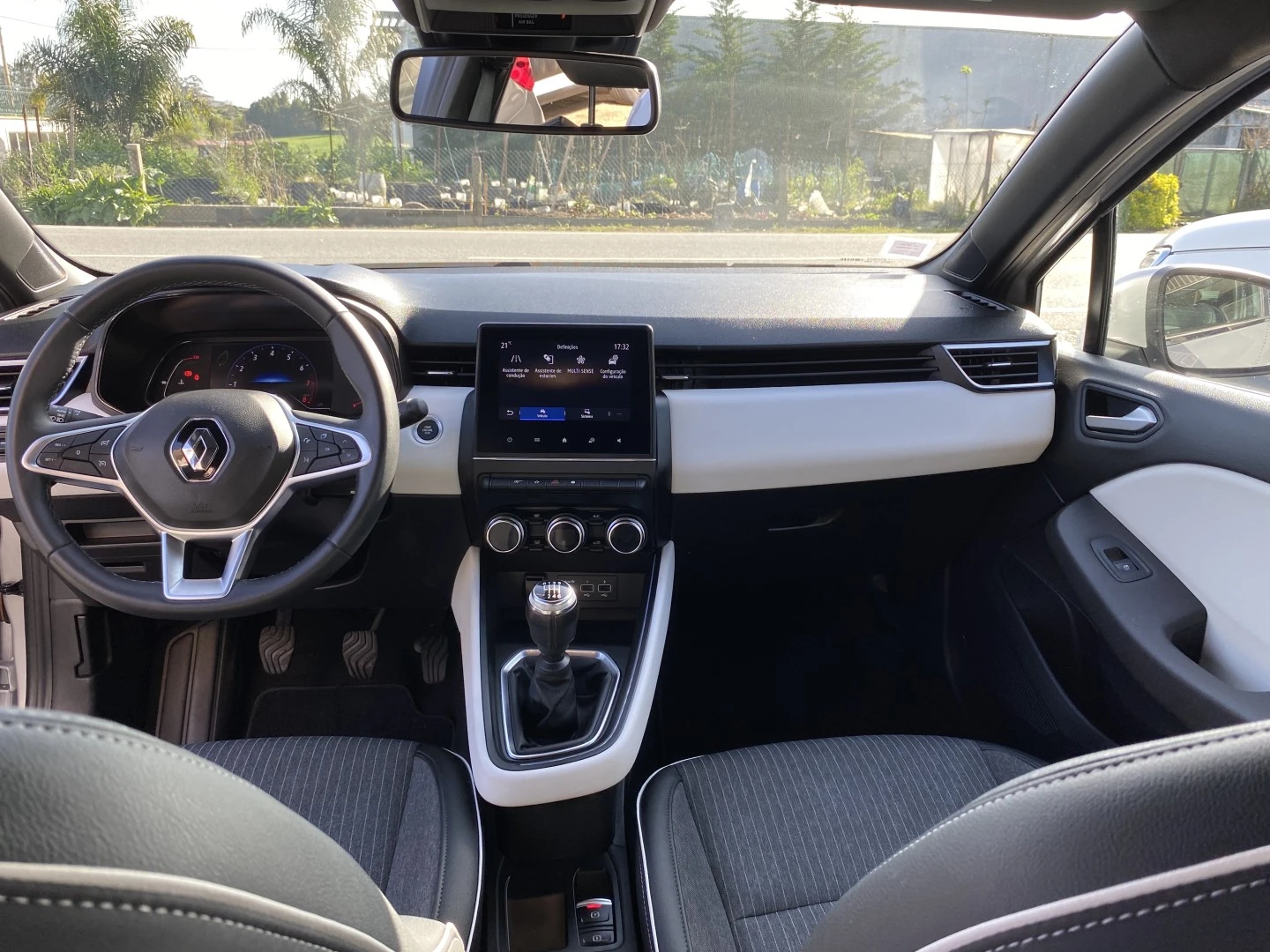 Renault Clio 1.0 TCe Intens Bi-Fuel