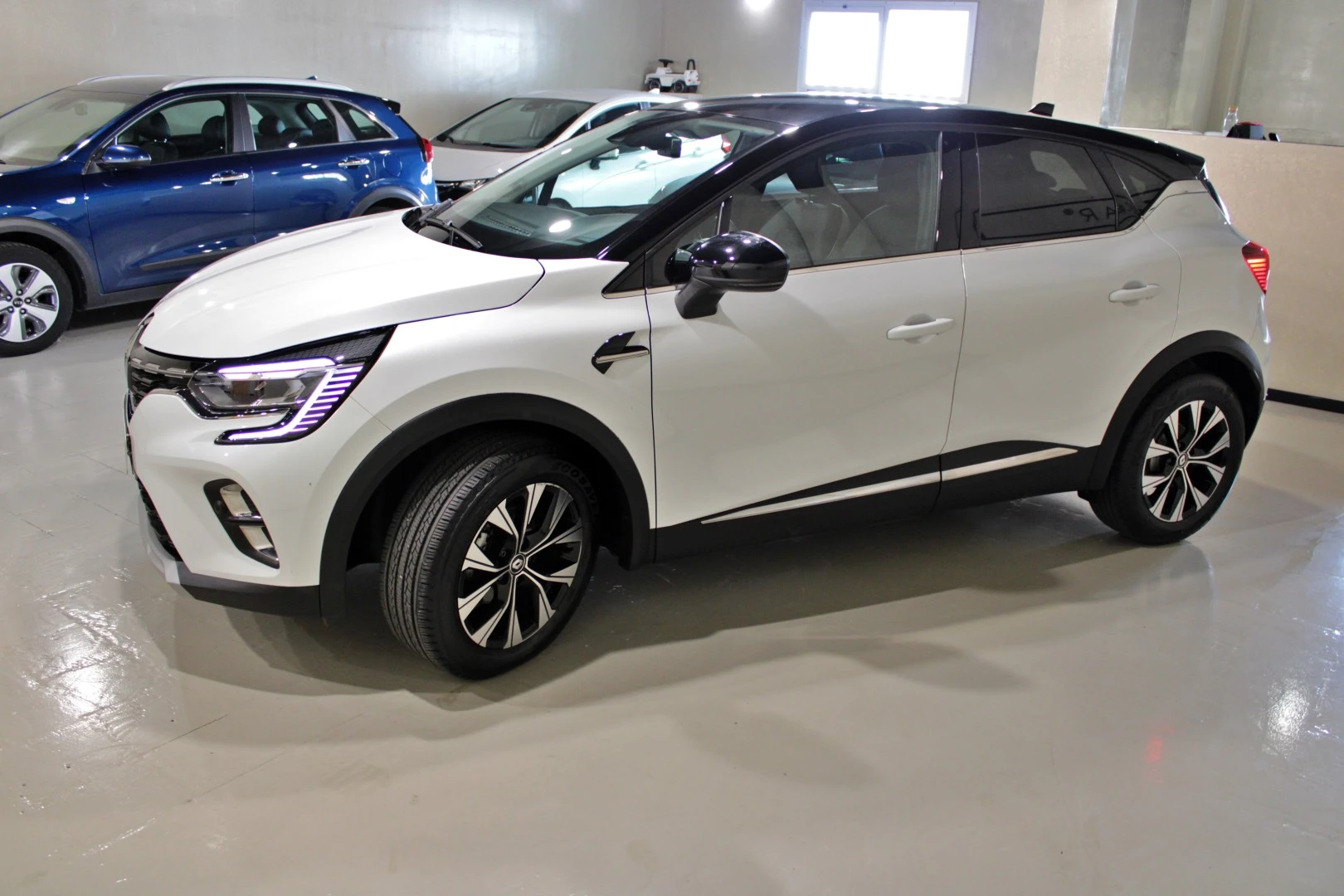 Renault Captur 1.0 TCe Techno Bi-Fuel