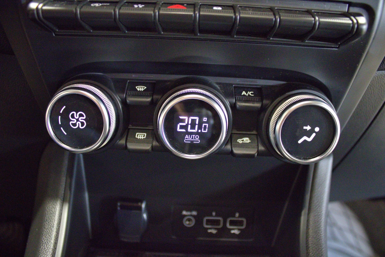 Renault Captur 1.0 TCe Techno Bi-Fuel