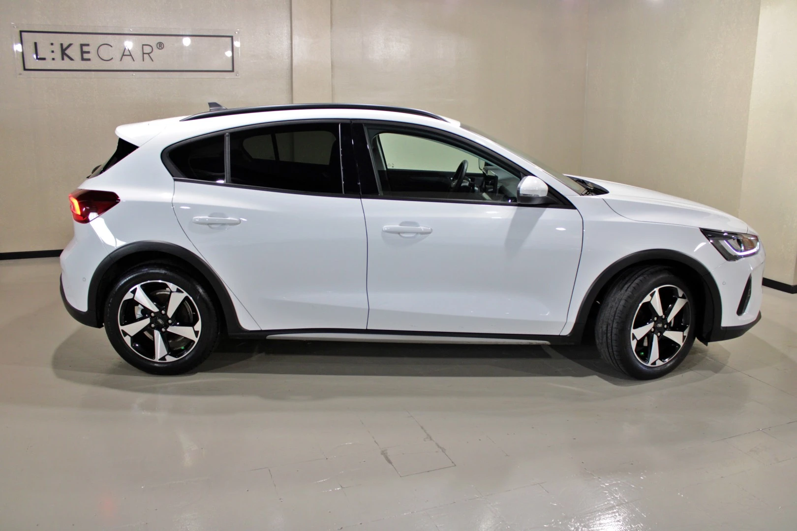 Ford Focus 1.0 EcoBoost MHEV Active X