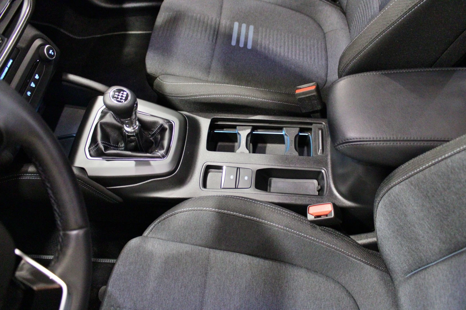 Ford Focus 1.0 EcoBoost MHEV Active X
