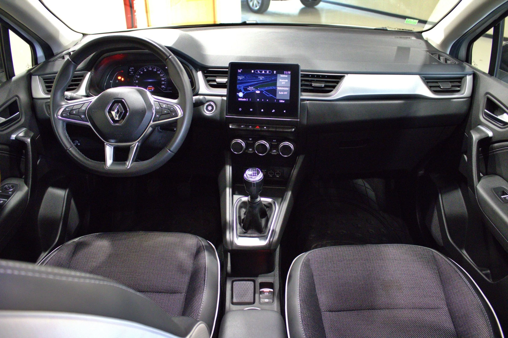 Renault Captur 1.0 TCe Techno Bi-Fuel