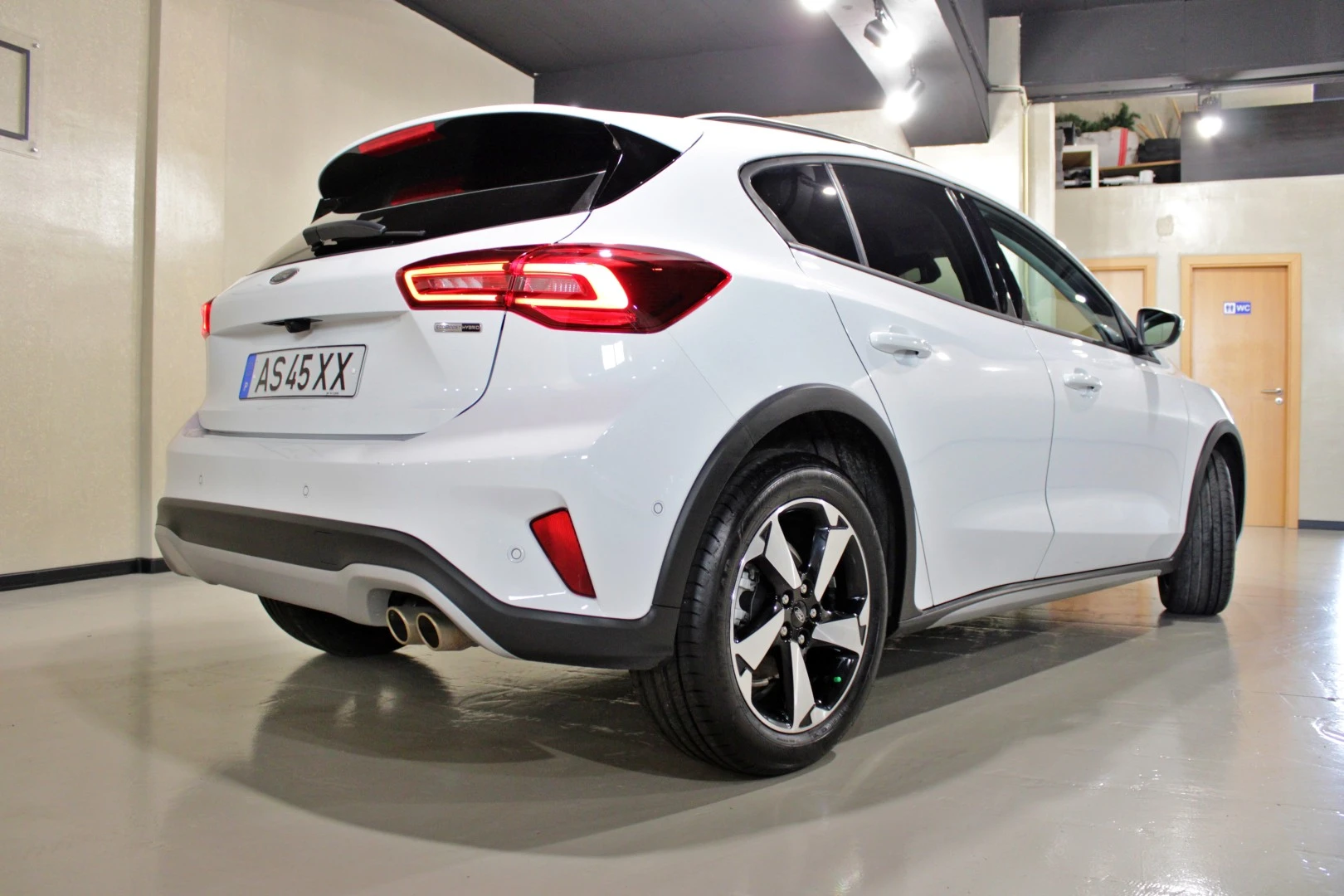 Ford Focus 1.0 EcoBoost MHEV Active X