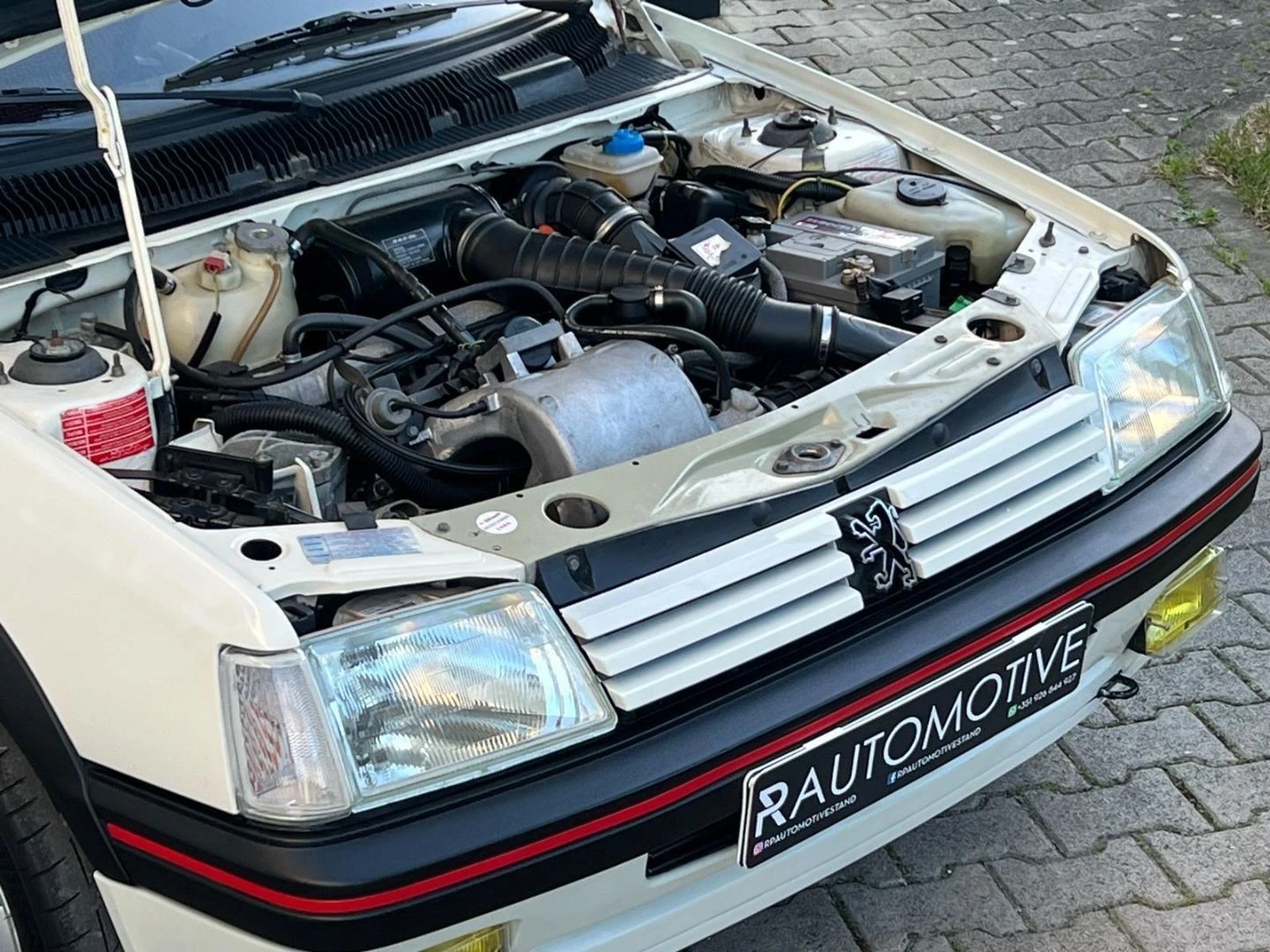 Peugeot 205 1.6 CTI