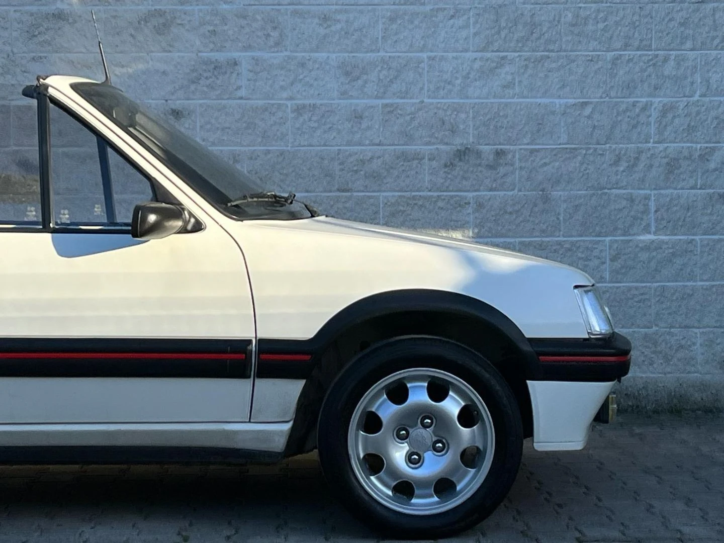 Peugeot 205 1.6 CTI