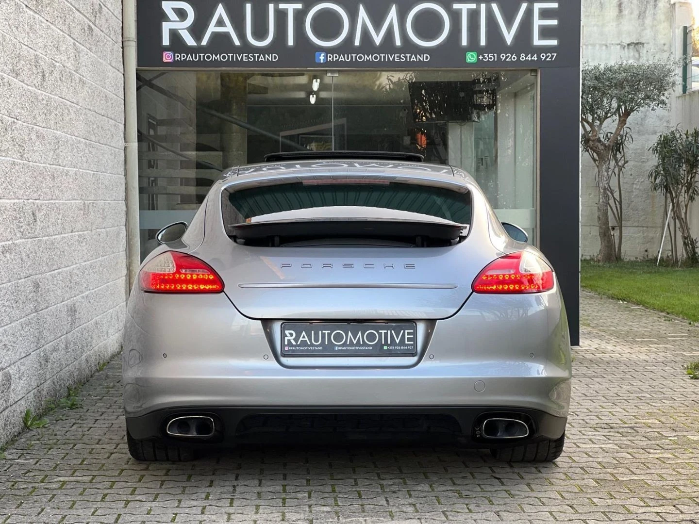 Porsche Panamera Platinum Edition