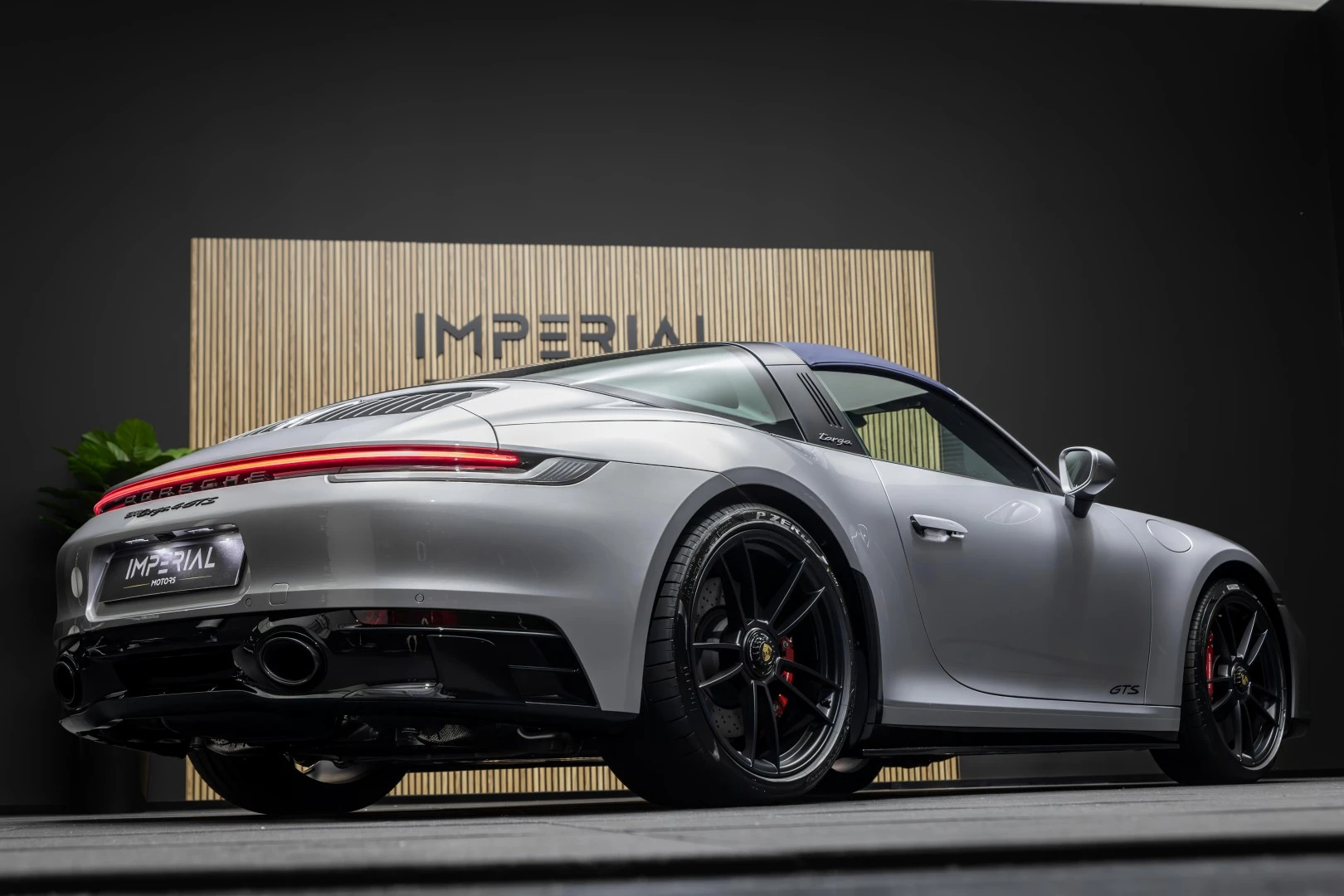 Porsche 992 Targa 4 GTS PDK