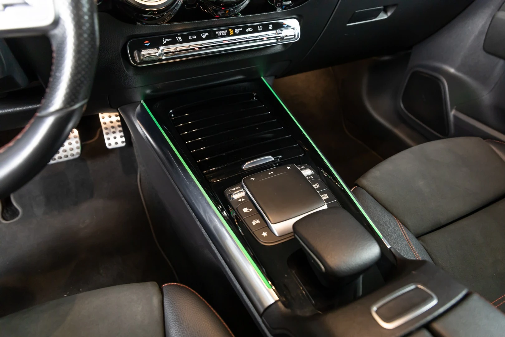 Mercedes-Benz GLA 250 e 8G-DCT AMG Line