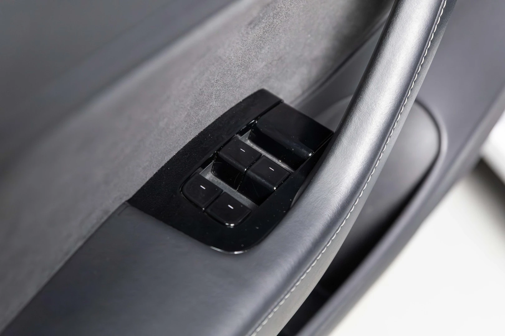 Tesla Model 3 Long-Range Dual Motor AWD