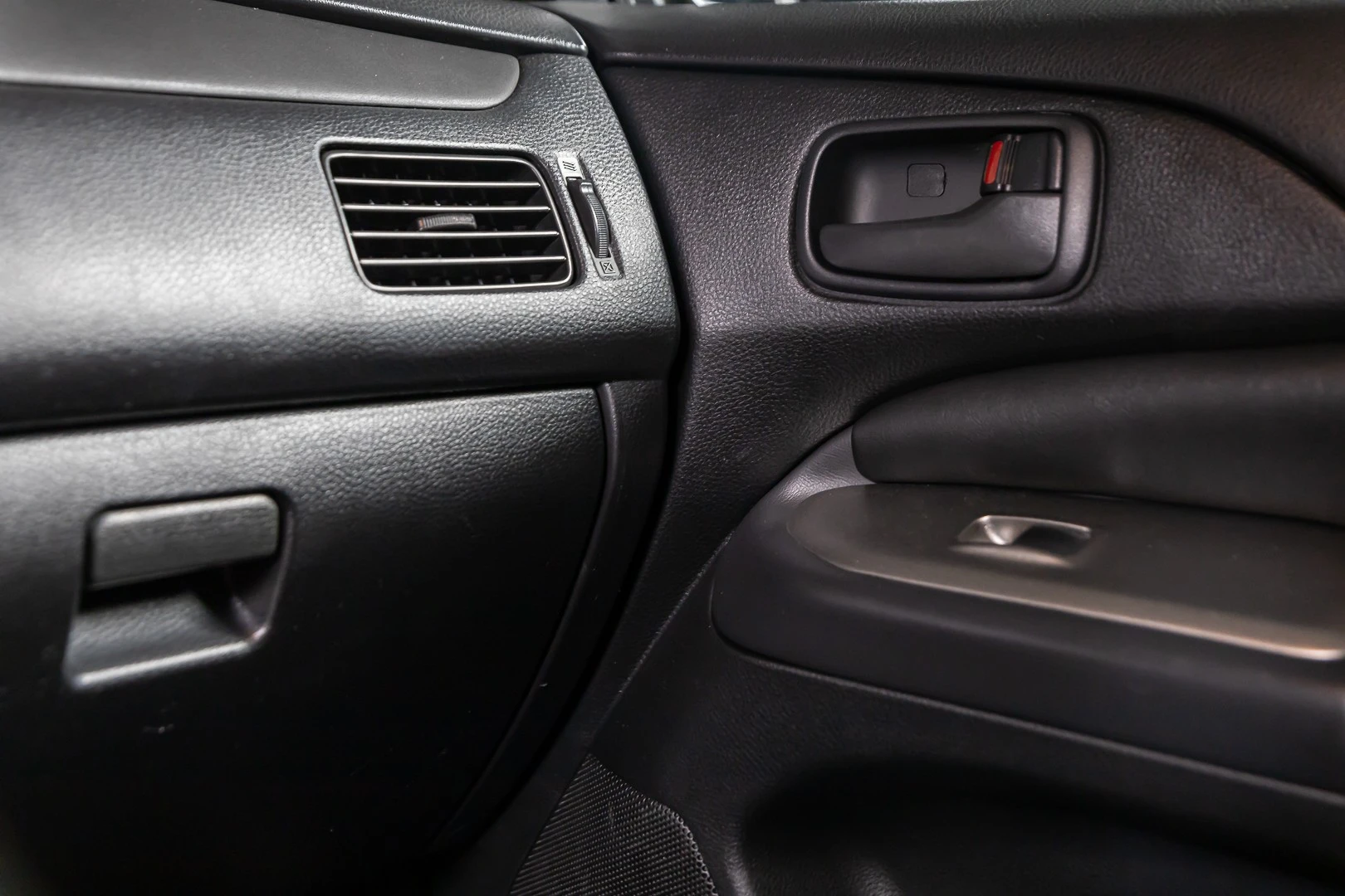 Mitsubishi Lancer 2.0 Evolution VIII P1