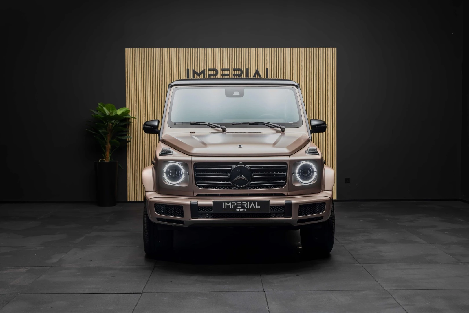 Mercedes-Benz G 500 Stronger Than Diamonds