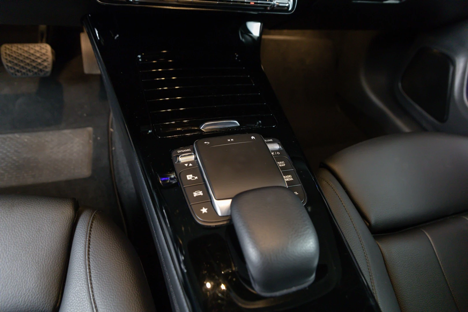 Mercedes-Benz CLA 180 d Shooting Brake 7G-DCT Progressive