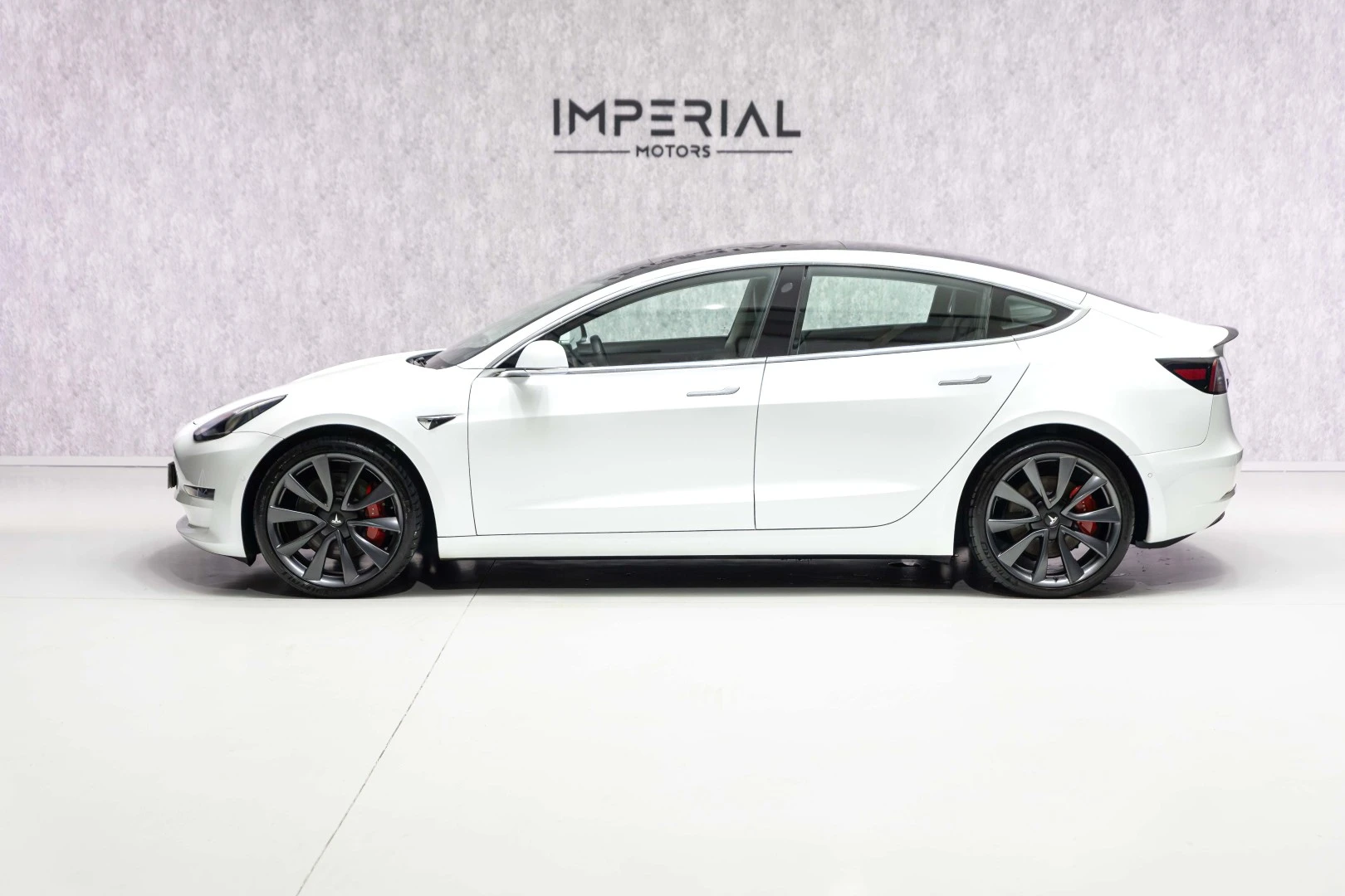 Tesla Model 3 AWD Dual Motor Performance