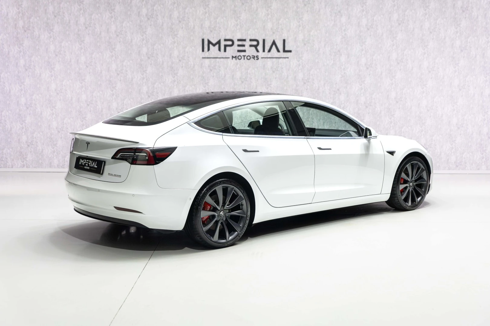 Tesla Model 3 AWD Dual Motor Performance