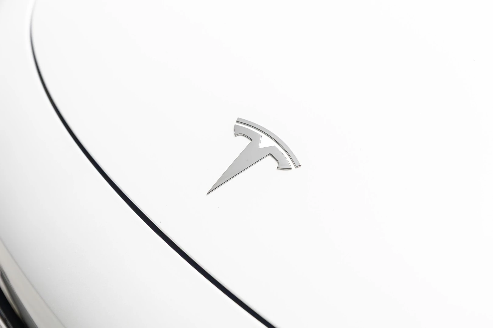 Tesla Model 3 AWD Dual Motor Performance