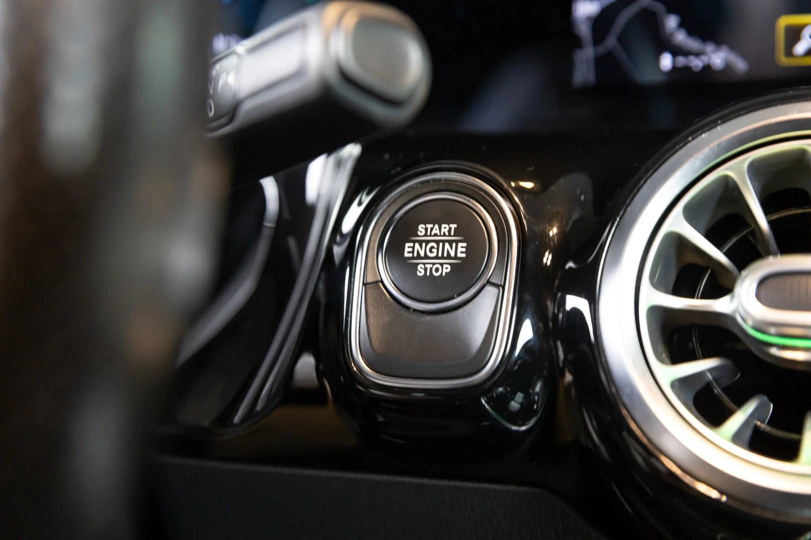 Mercedes-Benz GLA 250 e 8G-DCT AMG Line