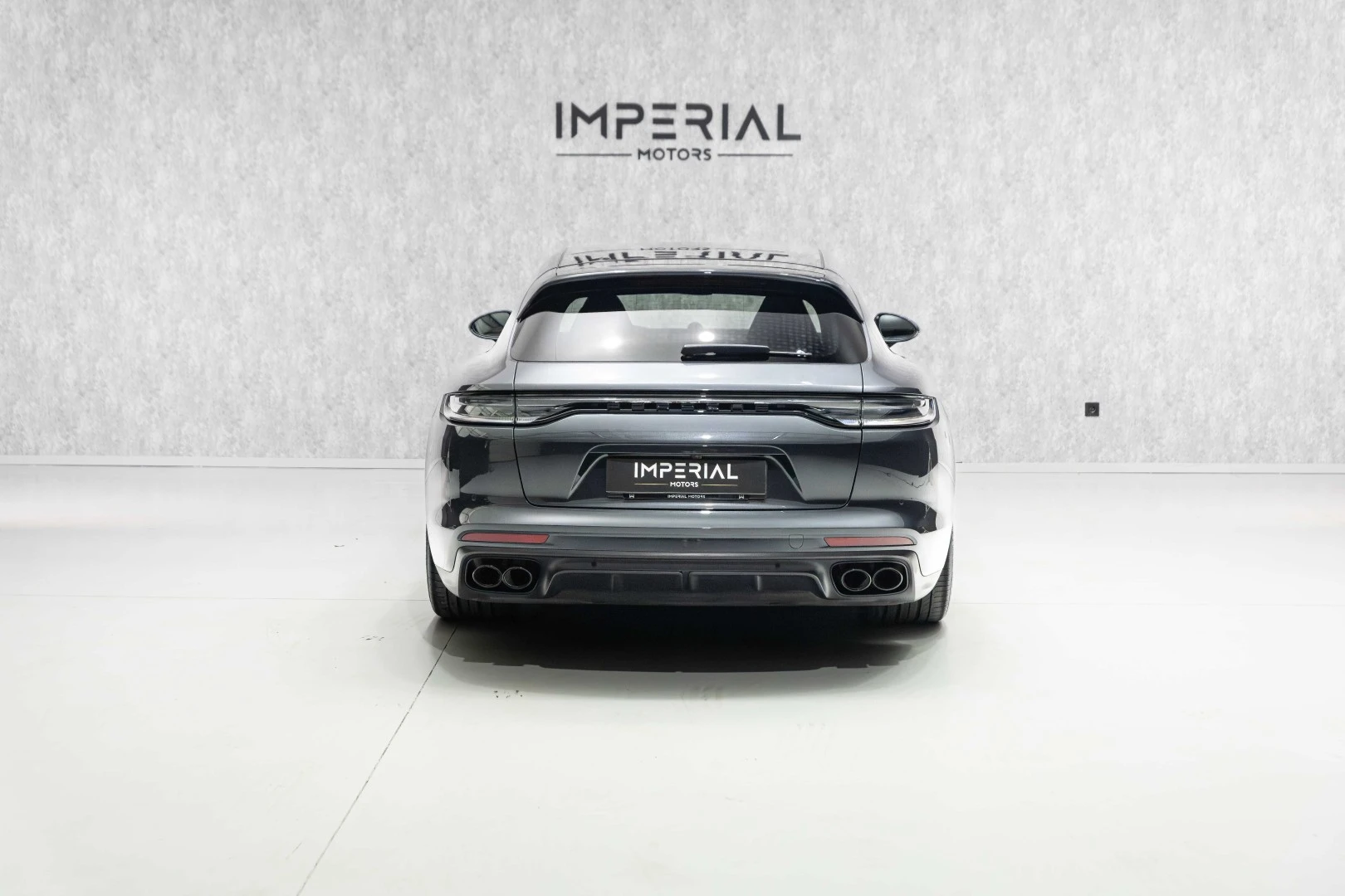 Porsche Panamera Sport Turismo 4 E-Hybrid Platinum Edition PDLS