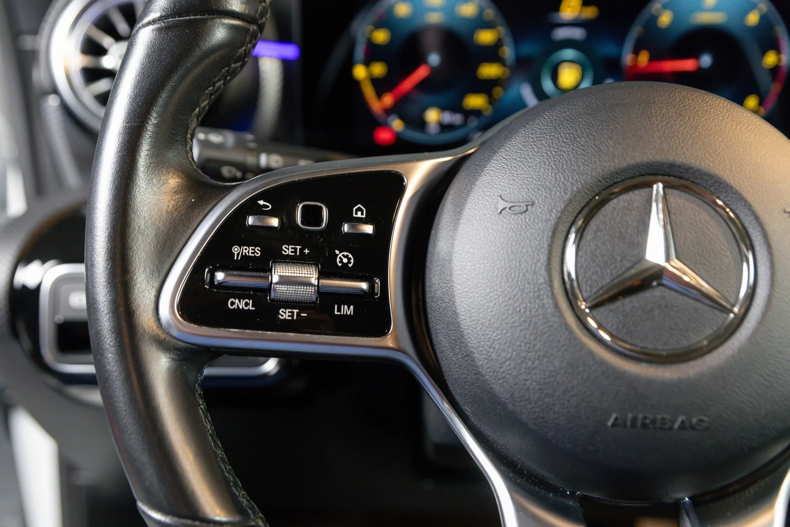 Mercedes-Benz CLA 180 d Shooting Brake 7G-DCT Progressive
