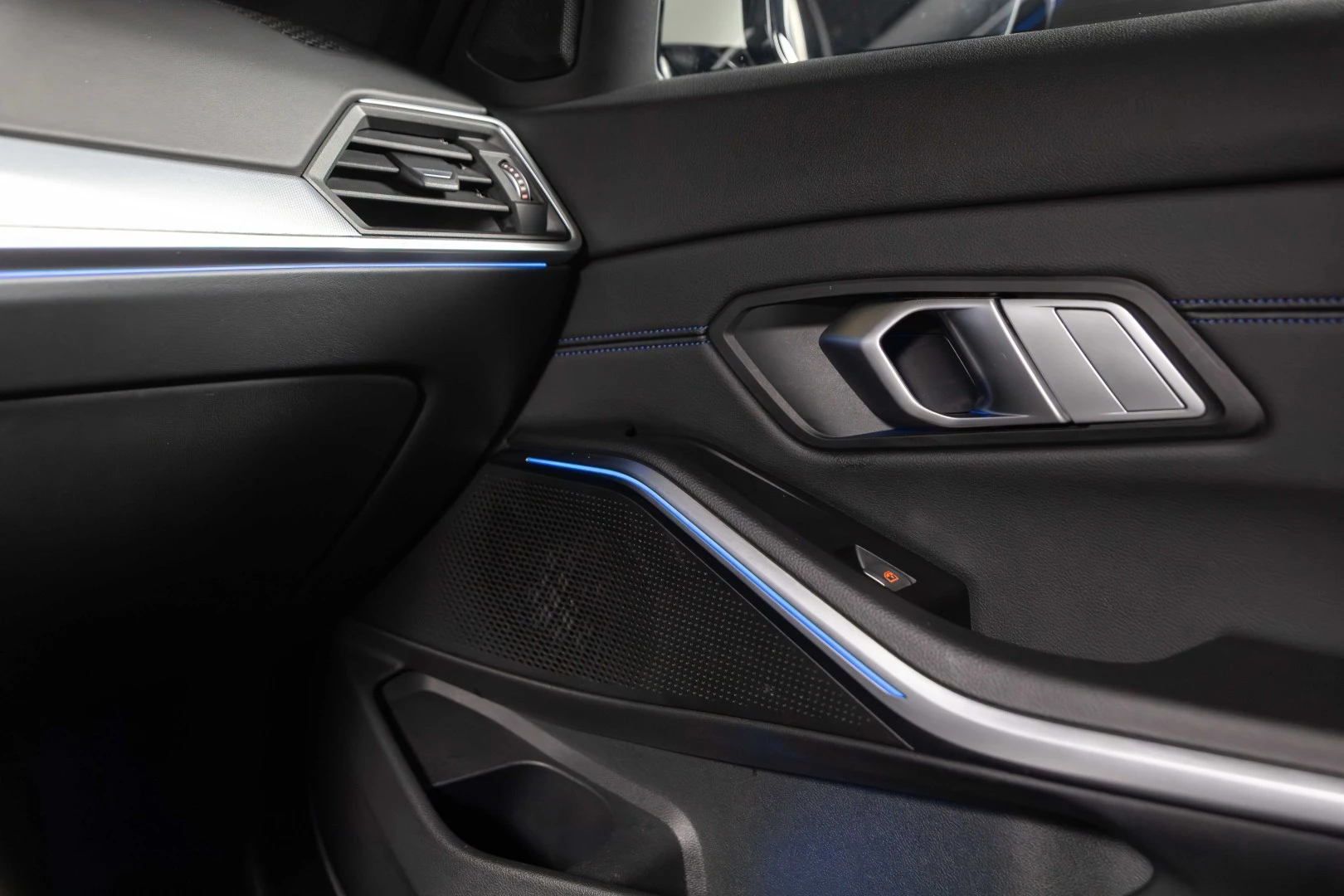 BMW 330 e Touring Pack Desportivo M Pro Auto