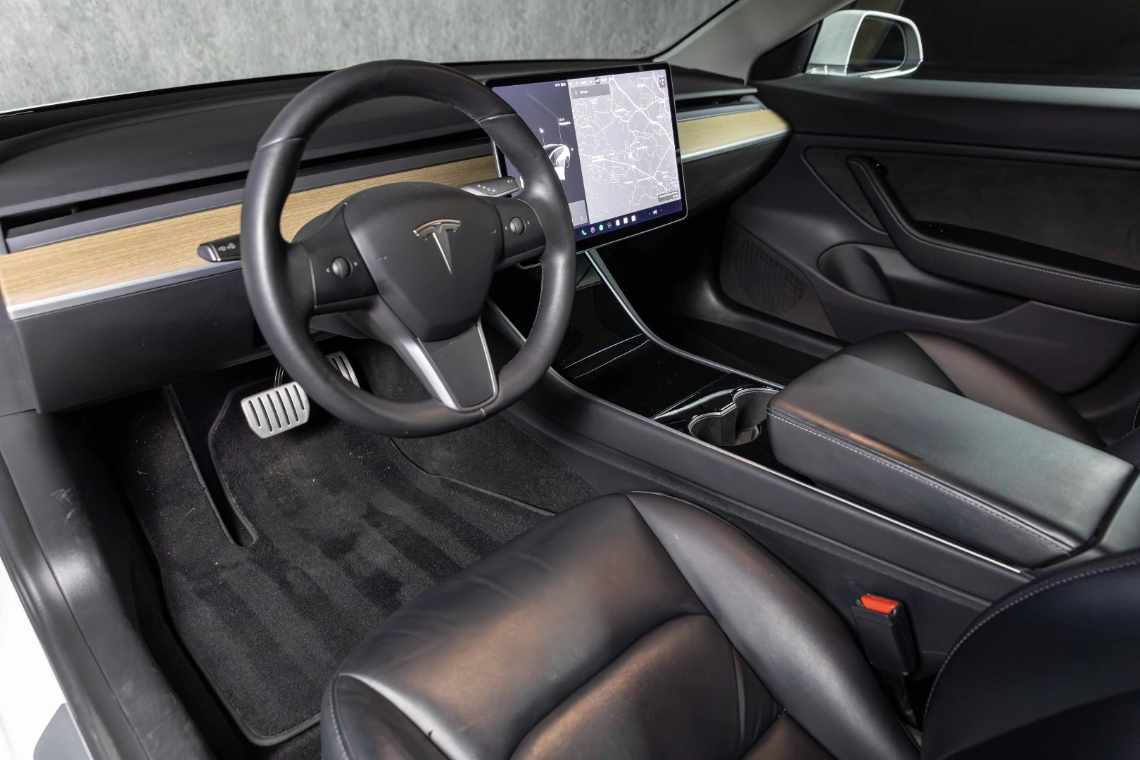 Tesla Model 3 Long-Range Dual Motor AWD
