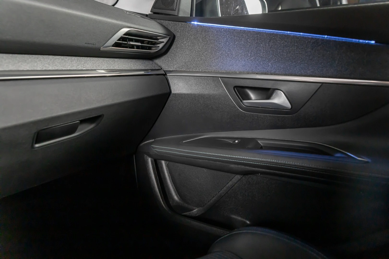 Peugeot 3008 1.6 Hybrid Allure Pack e-EAT8