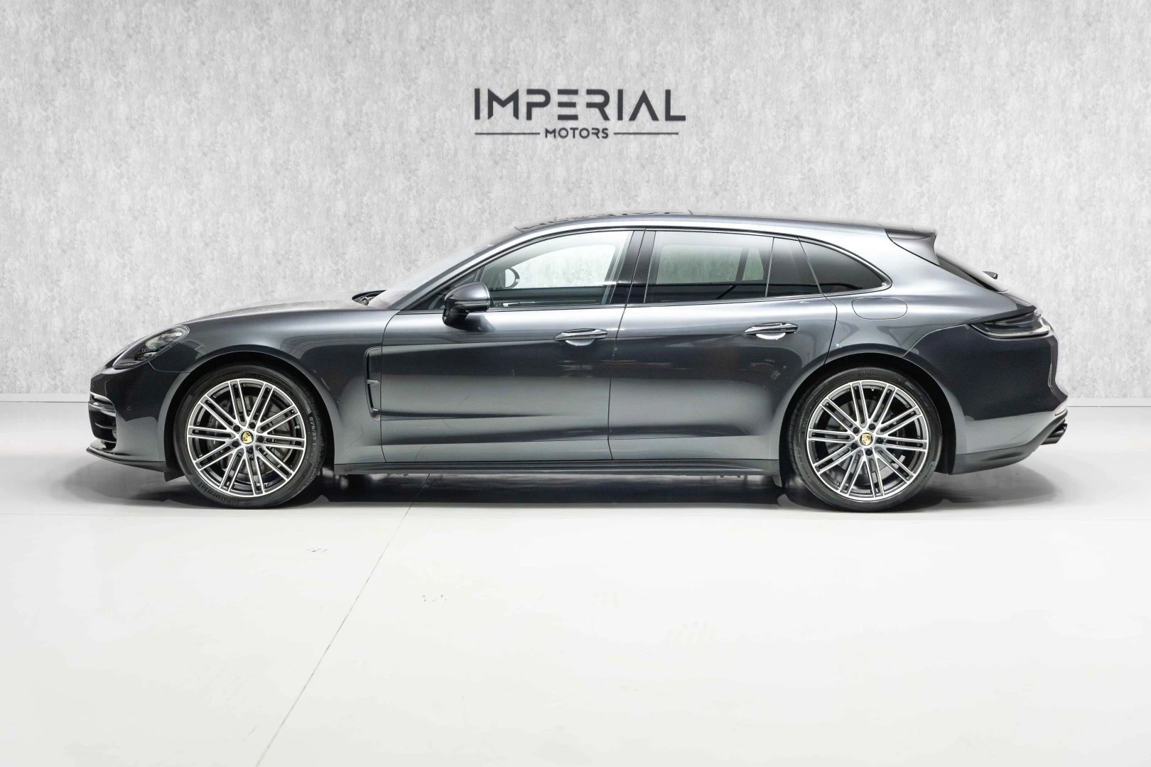 Porsche Panamera Sport Turismo 4 E-Hybrid Platinum Edition PDLS