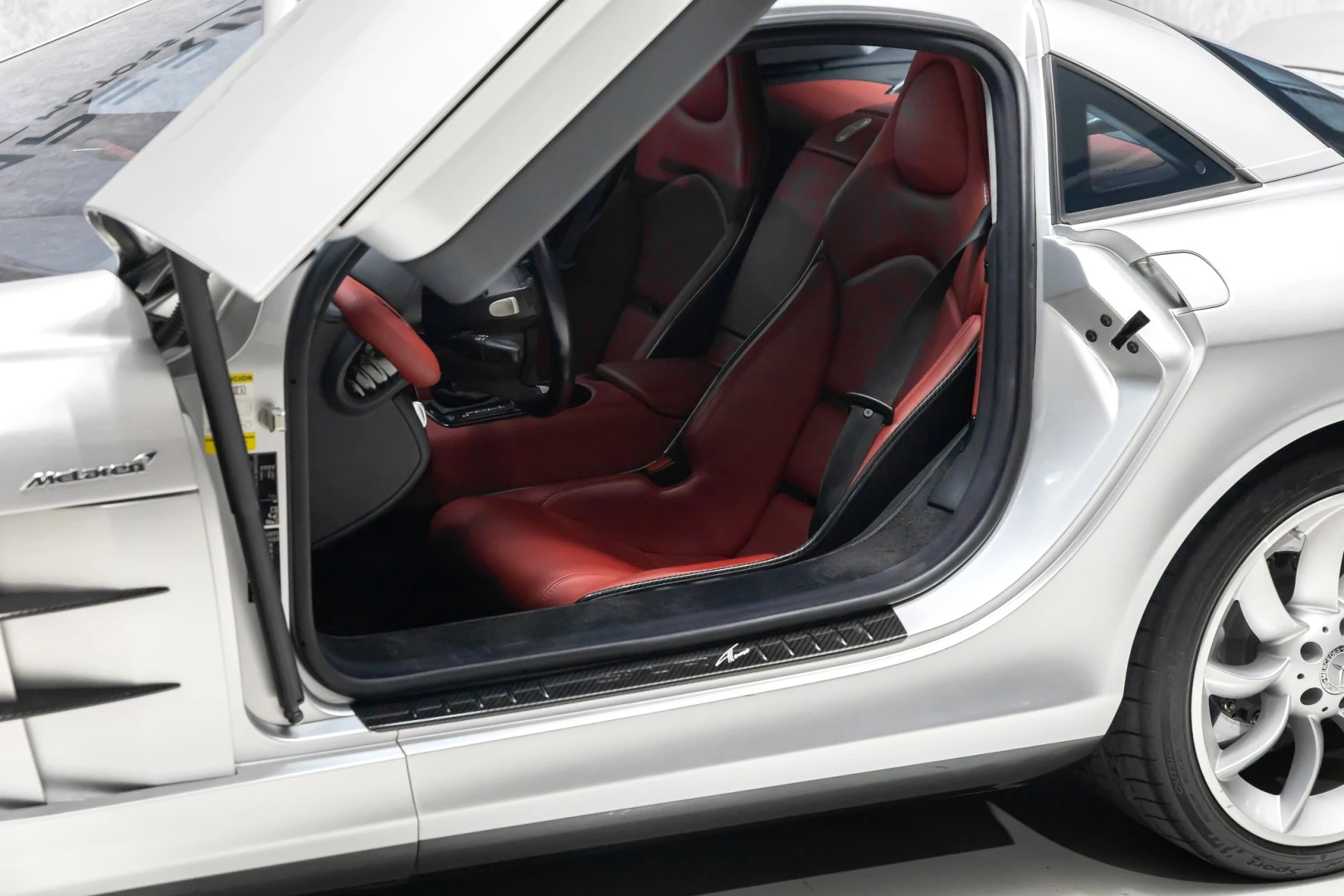 Mercedes-Benz SLR McLaren Coupe