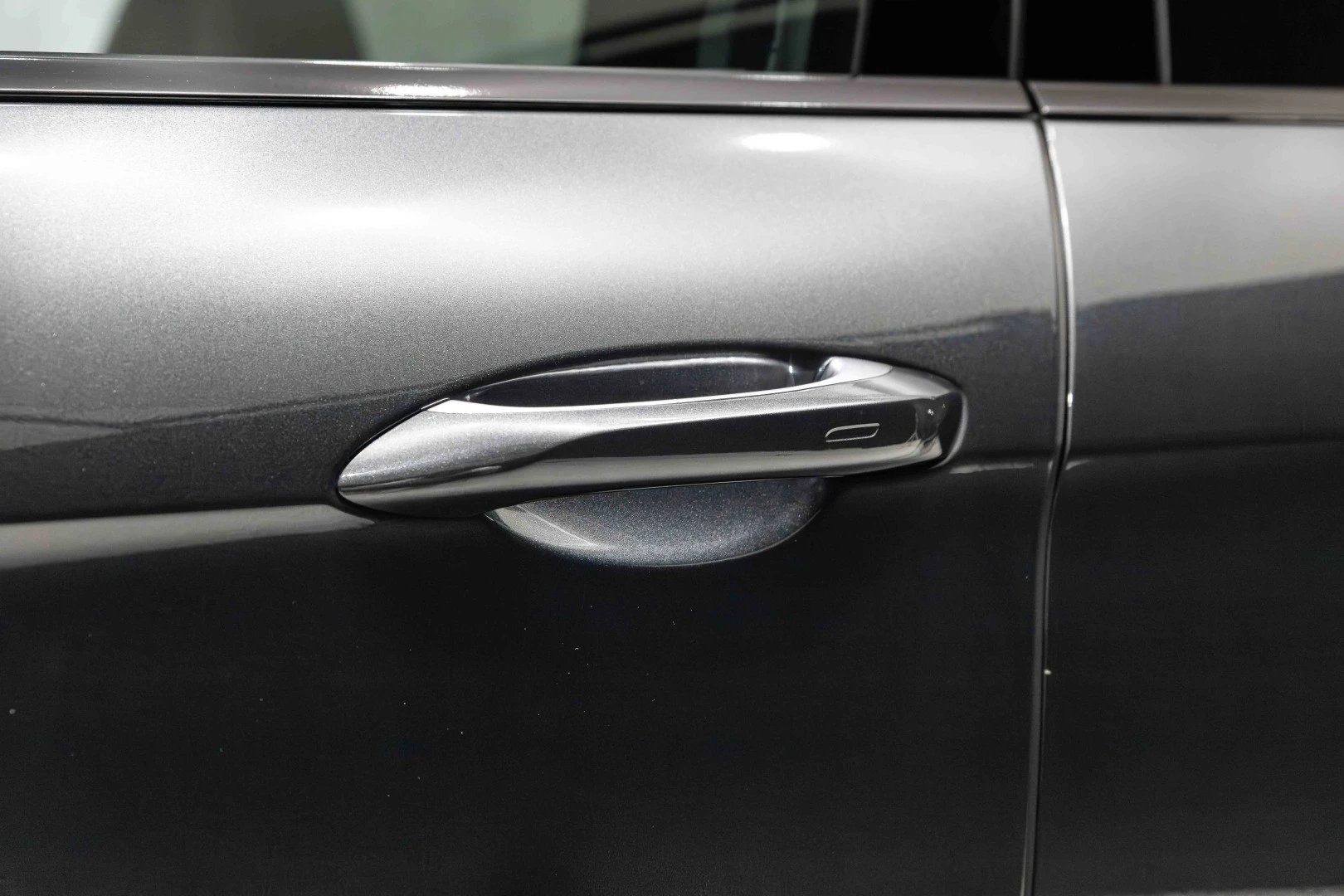 Porsche Panamera Sport Turismo 4 E-Hybrid Platinum Edition PDLS