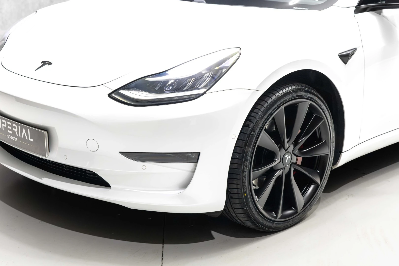 Tesla Model 3 Long-Range Dual Motor AWD