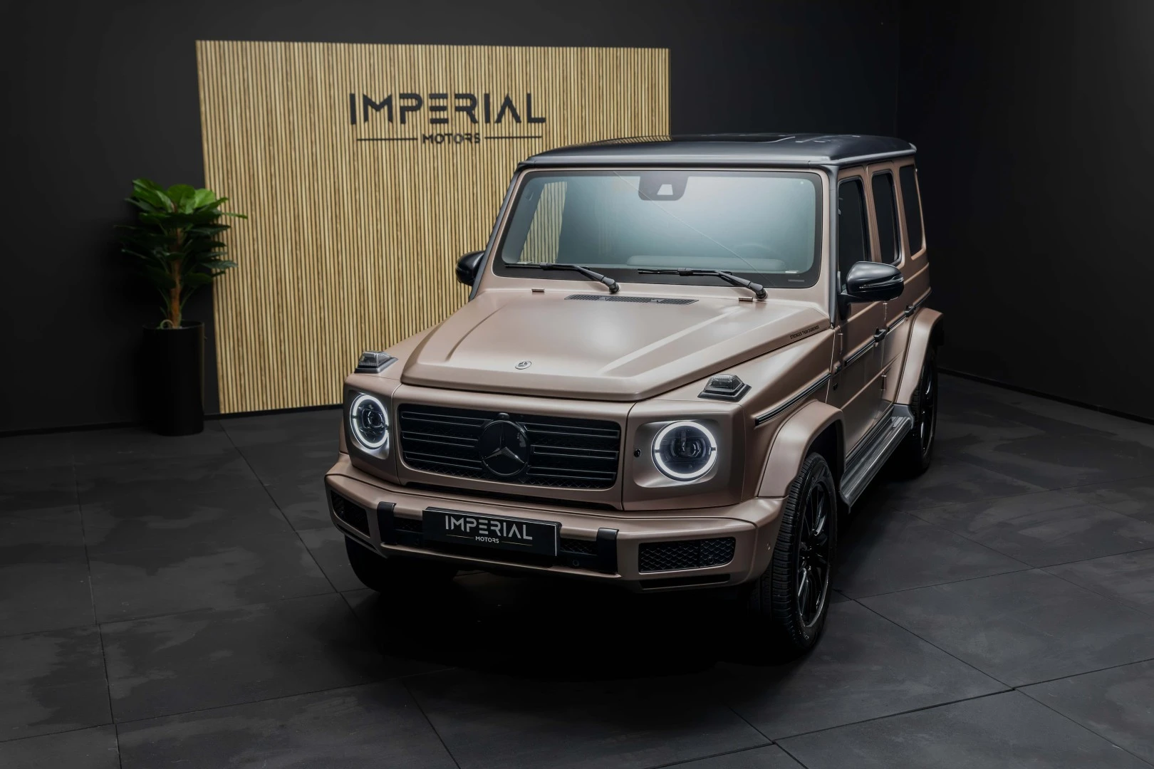 Mercedes-Benz G 500 Stronger Than Diamonds