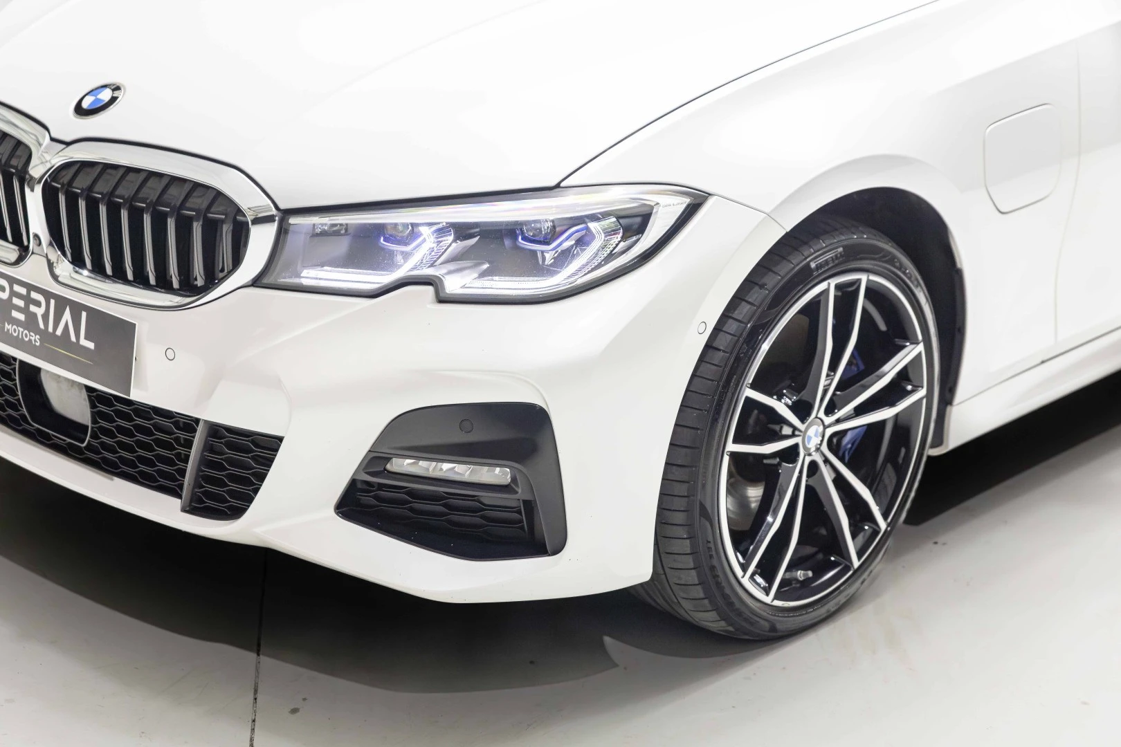BMW 330 e Touring Pack Desportivo M Pro Auto
