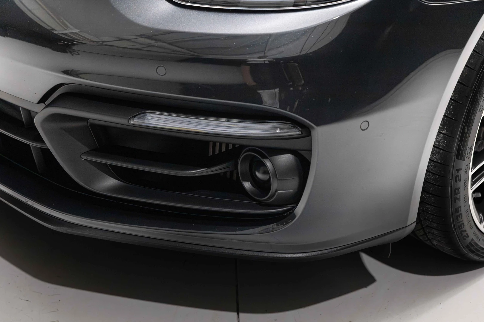 Porsche Panamera Sport Turismo 4 E-Hybrid Platinum Edition PDLS