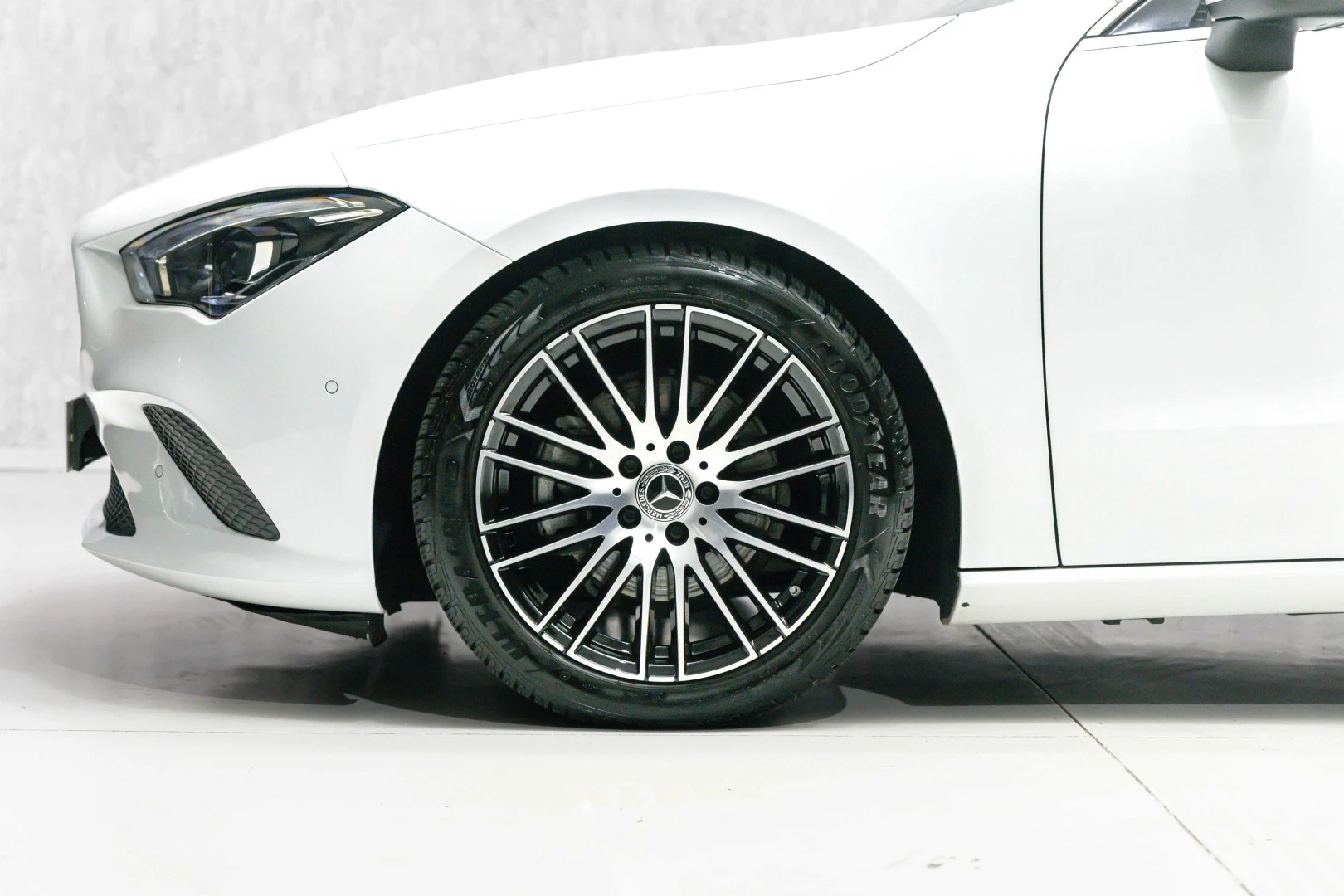 Mercedes-Benz CLA 180 d Shooting Brake 7G-DCT Progressive